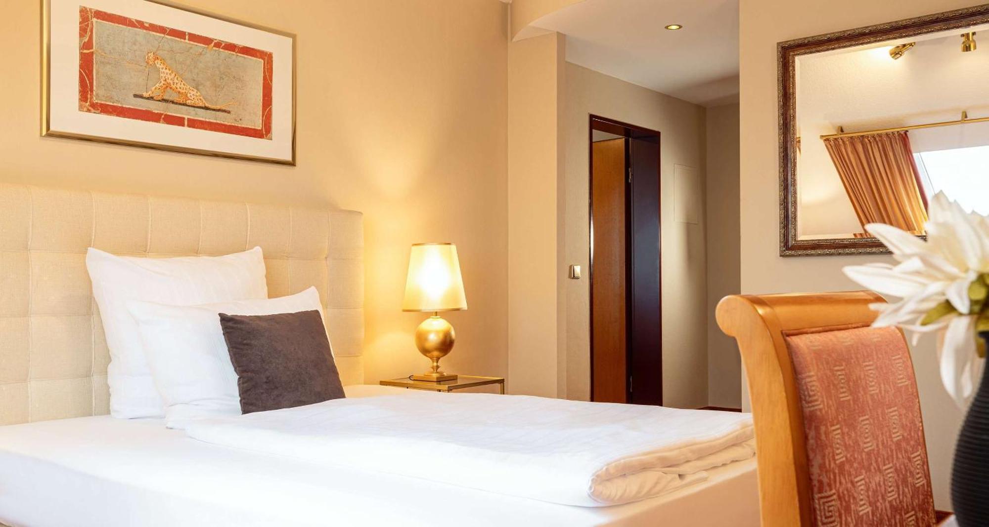 Best Western Victor'S Residenz-Hotel Rodenhof Saarbruecken Exterior photo